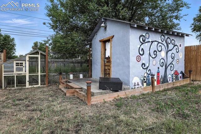 2402 W 17th Street, Pueblo, CO 81003