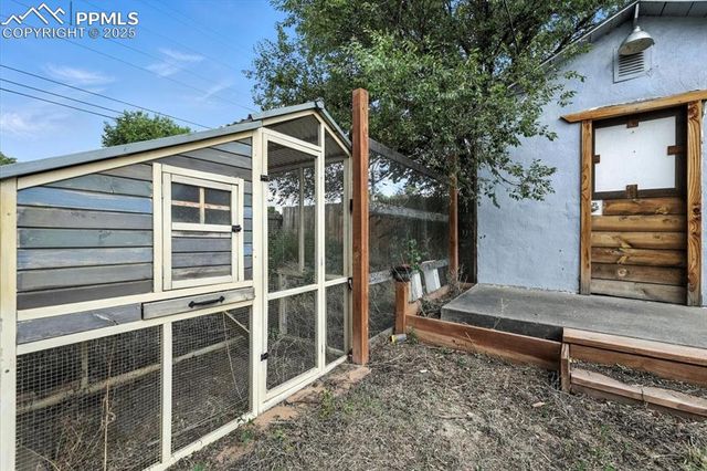 2402 W 17th Street, Pueblo, CO 81003