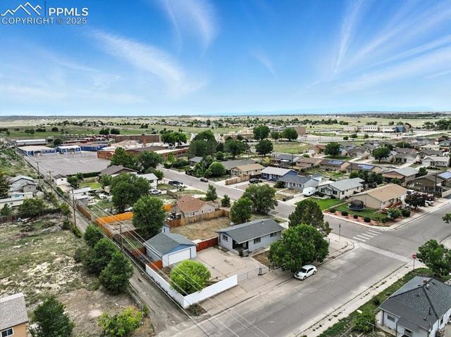 2402 W 17th Street, Pueblo, CO 81003