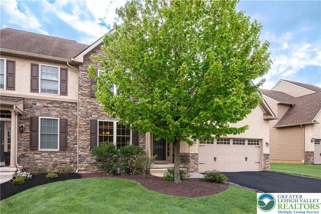 1638 Ressler Drive, South Whitehall Twp, PA 18069