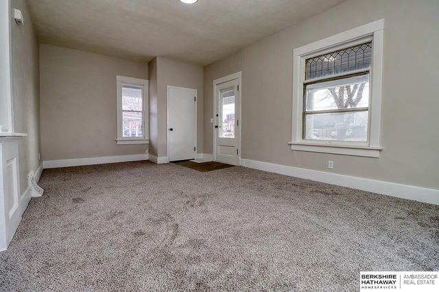 924 Plum Street, Lincoln, NE 68502