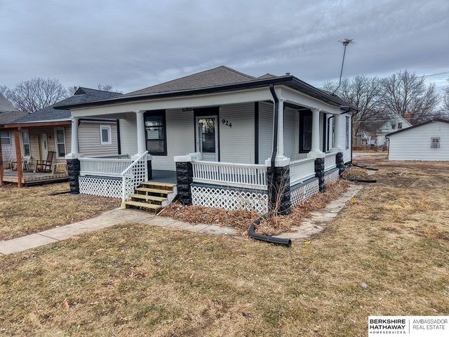 924 Plum Street, Lincoln, NE 68502