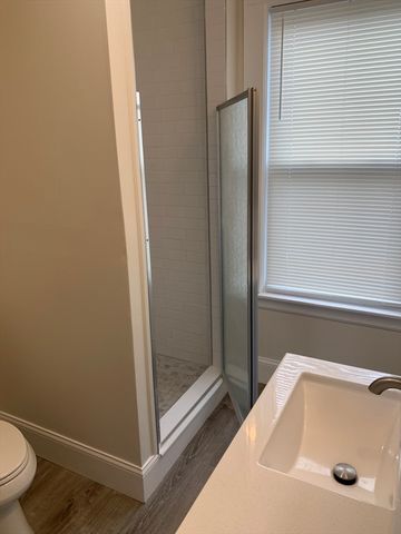 323 Chatham Street 3, Lynn, MA 01902