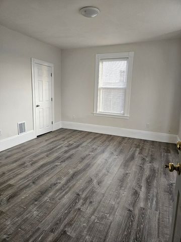 323 Chatham Street 3, Lynn, MA 01902