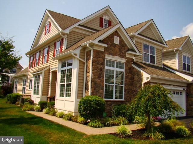 271 HOPEWELL DR, Collegeville, PA 19426
