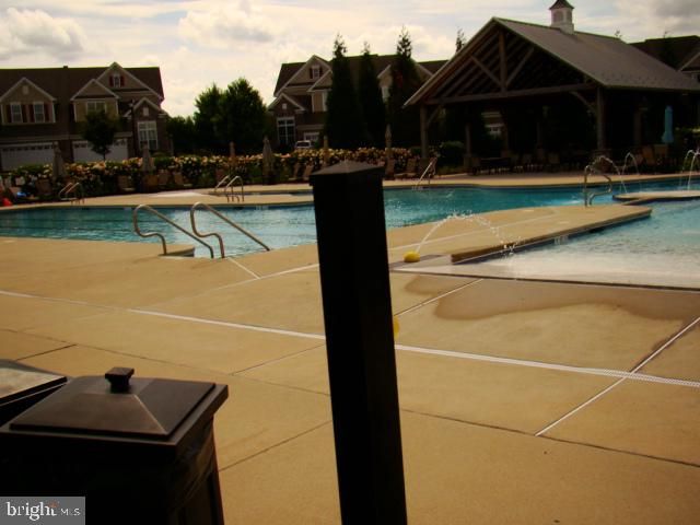 271 HOPEWELL DR, Collegeville, PA 19426