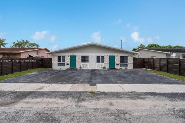 130-134 NW 57th St, Oakland Park, FL 33309