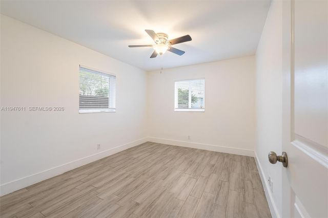 130-134 NW 57th St, Oakland Park, FL 33309