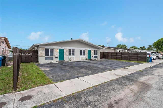 130-134 NW 57th St, Oakland Park, FL 33309