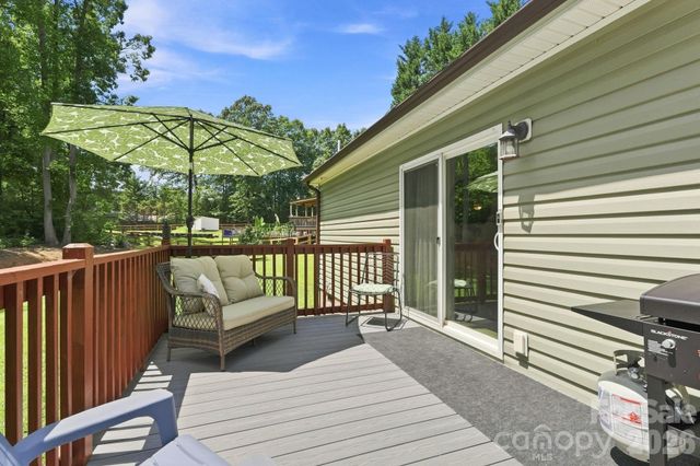 312 Sailwinds Road, Mooresville, NC 28115