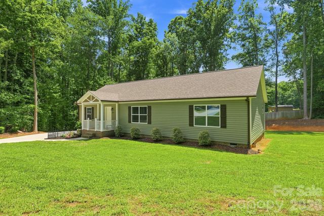 312 Sailwinds Road, Mooresville, NC 28115