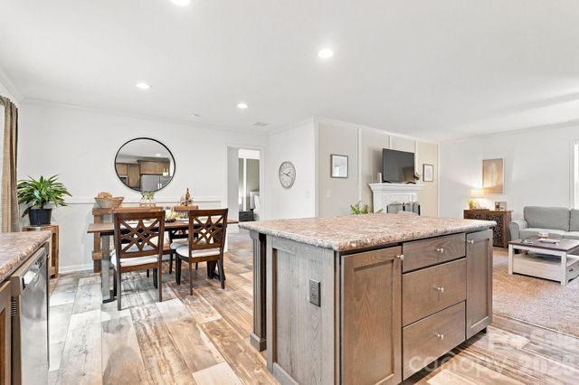 312 Sailwinds Road, Mooresville, NC 28115