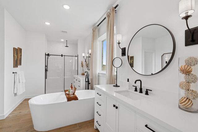 12102 Upper Meadows Avenue, Mont Belvieu, TX 77535
