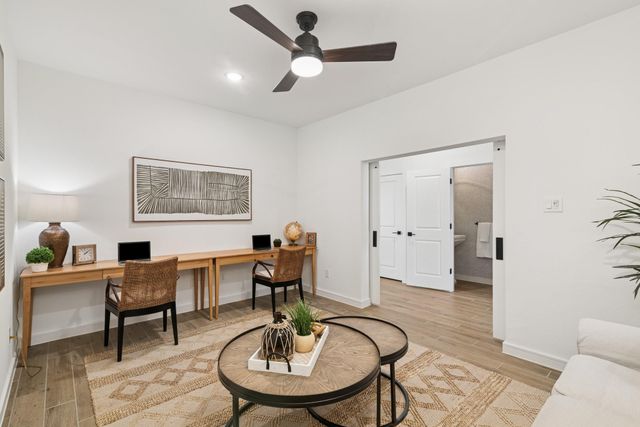 12102 Upper Meadows Avenue, Mont Belvieu, TX 77535