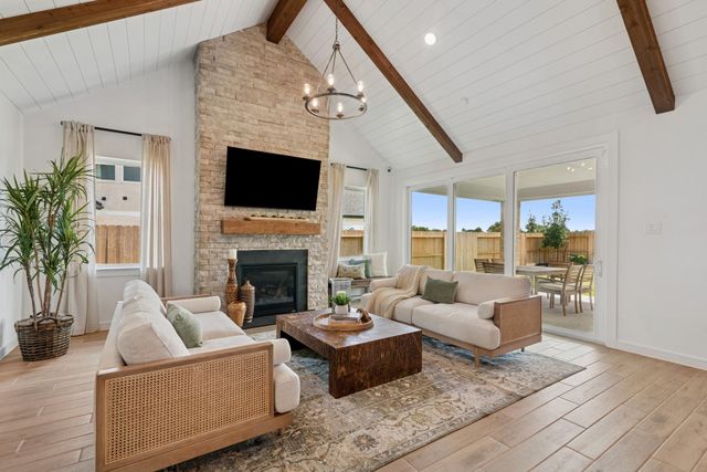 12102 Upper Meadows Avenue, Mont Belvieu, TX 77535