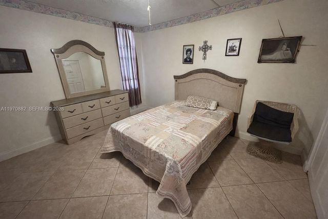 6800 Cypress Rd 207, Plantation, FL 33317