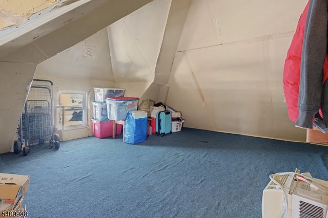 99 Kansas St, Hackensack City, NJ 07601