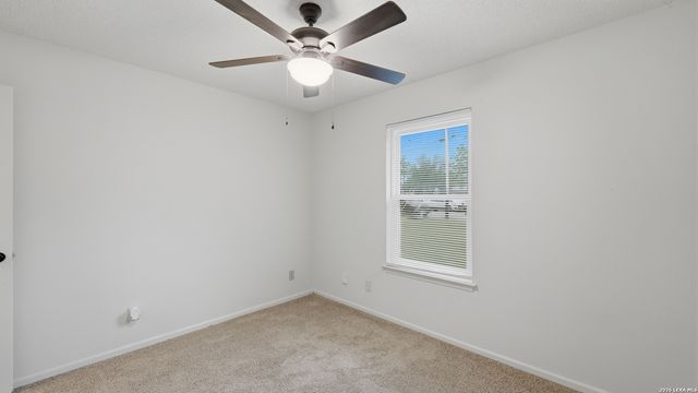 2221 Michigan, New Braunfels, TX 78130