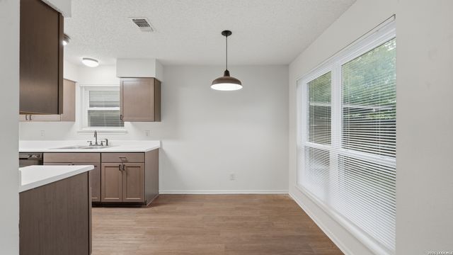 2221 Michigan, New Braunfels, TX 78130