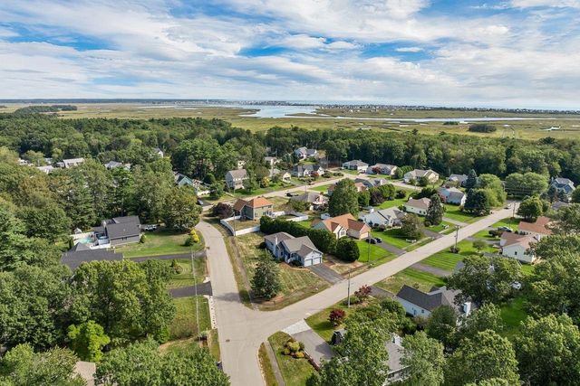 1 Old Salt Drive, Seabrook, NH 03874