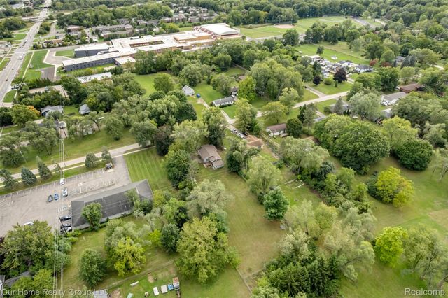 35520 Ronald Street, Romulus, MI 48174