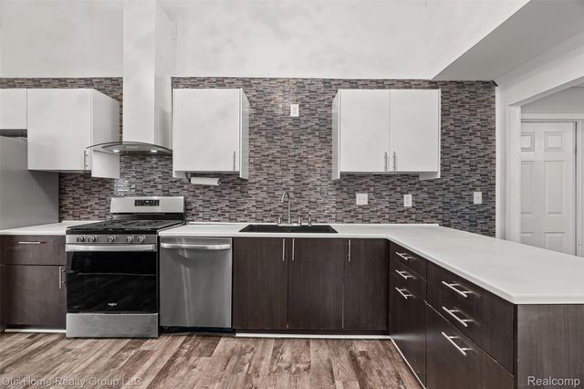 35520 Ronald Street, Romulus, MI 48174