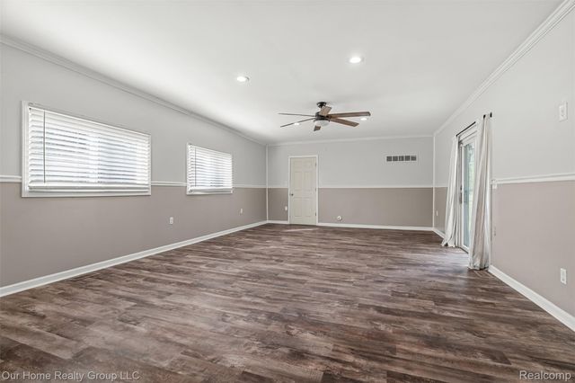 35520 Ronald Street, Romulus, MI 48174