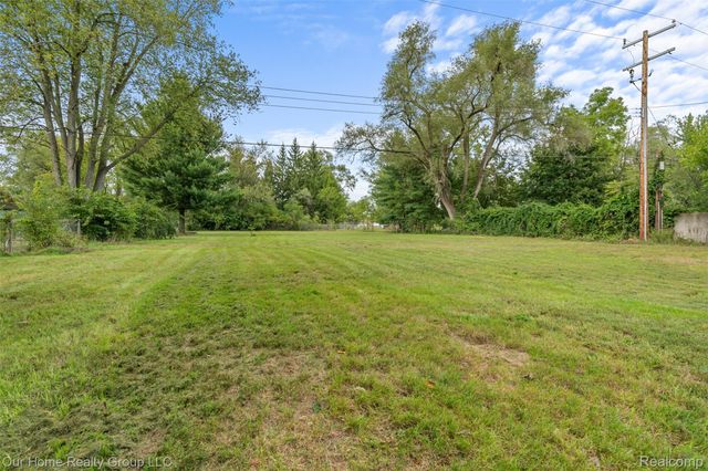 35520 Ronald Street, Romulus, MI 48174