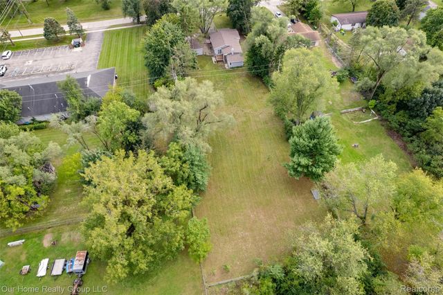 35520 Ronald Street, Romulus, MI 48174