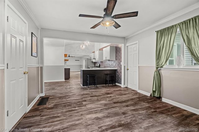 35520 Ronald Street, Romulus, MI 48174