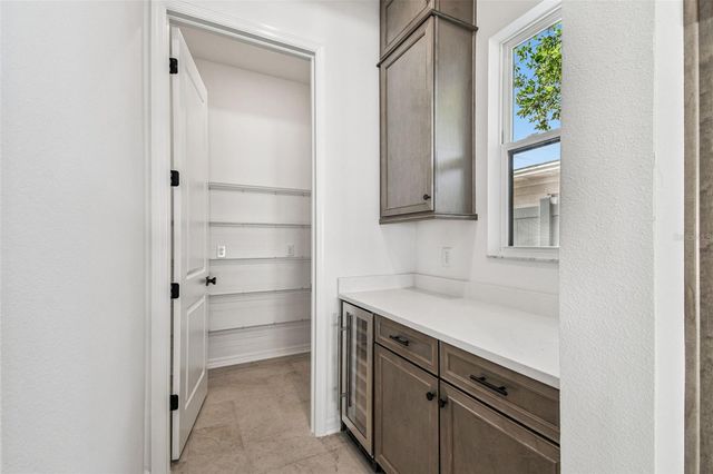 3113 W NASSAU STREET, Tampa, FL 33607