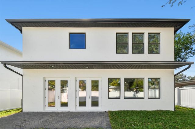 3113 W NASSAU STREET, Tampa, FL 33607