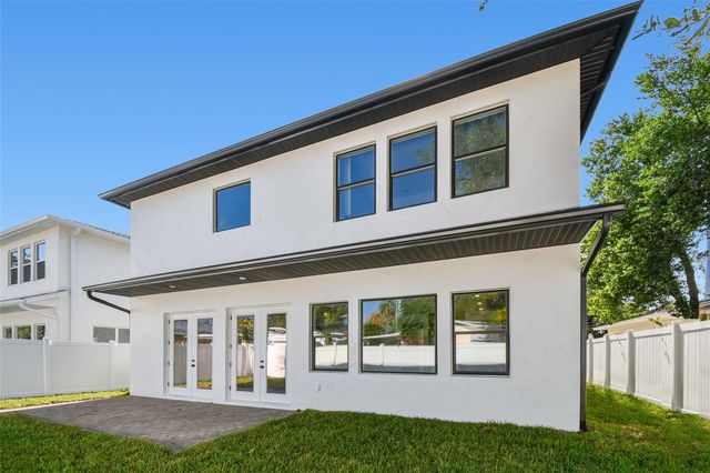 3113 W NASSAU STREET, Tampa, FL 33607