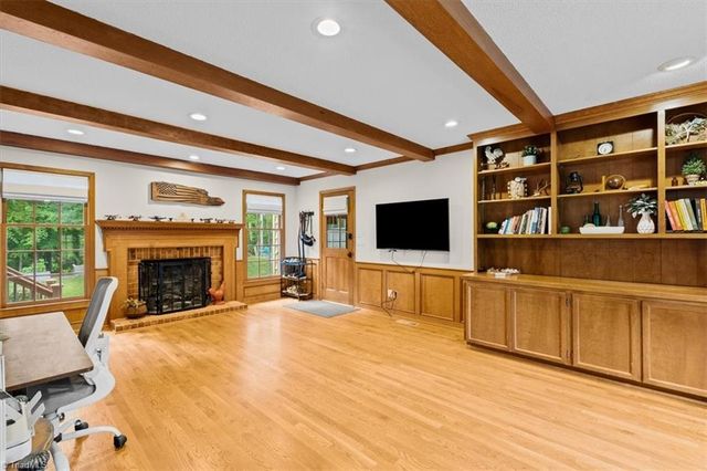 1412 Trailwood Lane, Kernersville, NC 27284