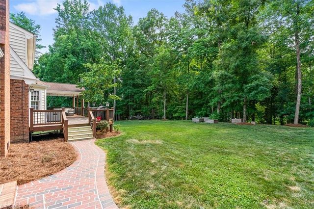 1412 Trailwood Lane, Kernersville, NC 27284