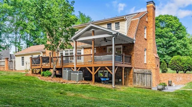 1412 Trailwood Lane, Kernersville, NC 27284