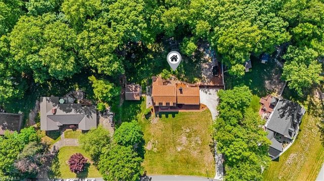 1412 Trailwood Lane, Kernersville, NC 27284