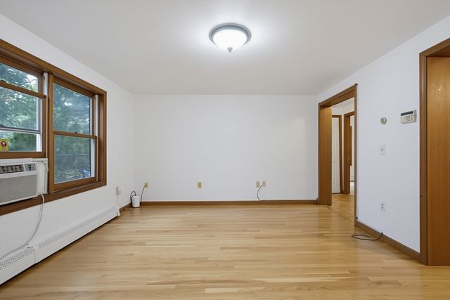 45 Cross St 21, Medford, MA 02155