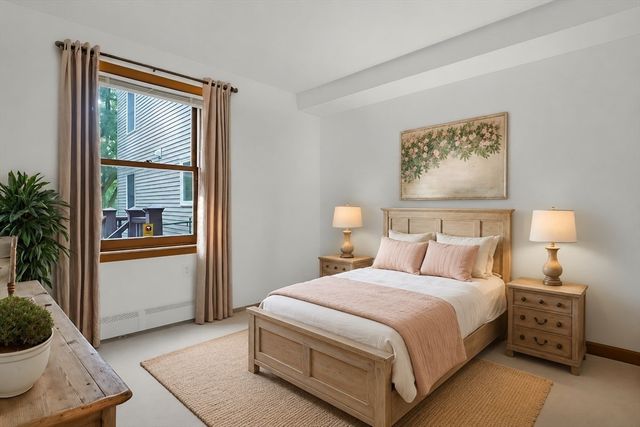 45 Cross St 21, Medford, MA 02155