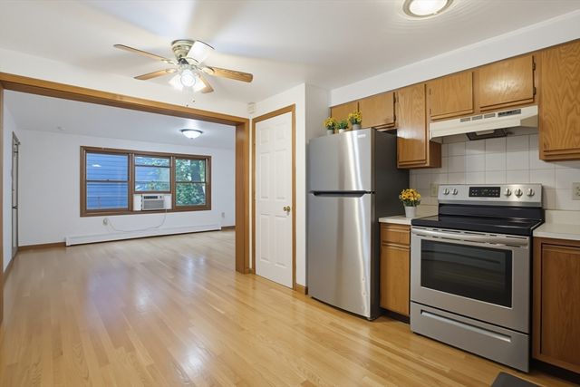45 Cross St 21, Medford, MA 02155