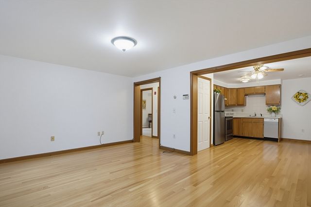 45 Cross St 21, Medford, MA 02155