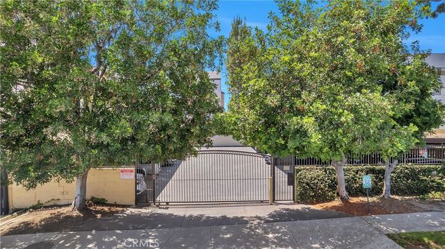 5257 Radford Avenue 208, Valley Village, CA 91607