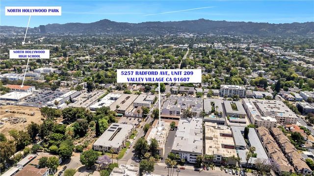 5257 Radford Avenue 208, Valley Village, CA 91607