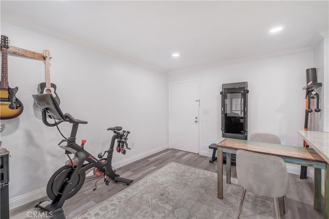 5257 Radford Avenue 208, Valley Village, CA 91607