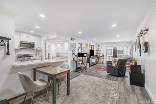 5257 Radford Avenue 208, Valley Village, CA 91607