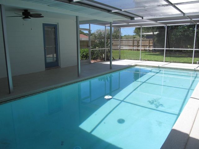 3900 12TH STREET NE, St Petersburg, FL 33703