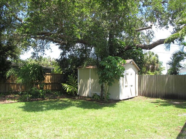 3900 12TH STREET NE, St Petersburg, FL 33703