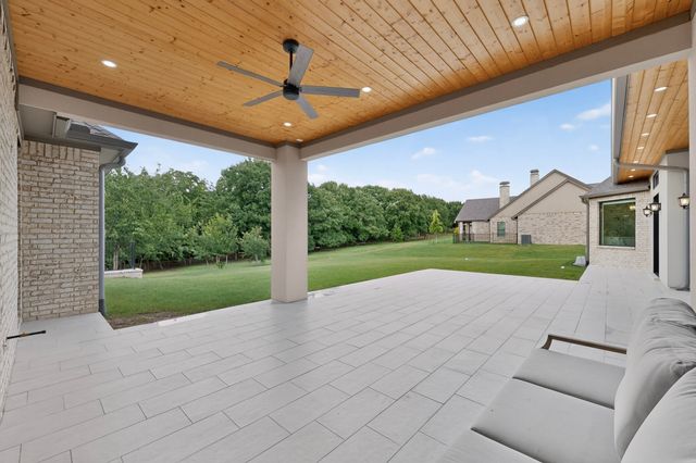 413 Charlie Joseph Drive, Van Alstyne, TX 75495