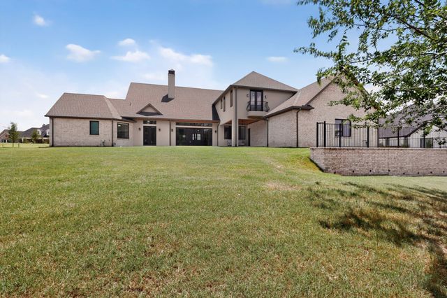 413 Charlie Joseph Drive, Van Alstyne, TX 75495