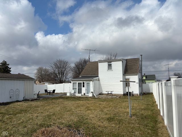 711 Central Avenue, Batesville, IN 47006